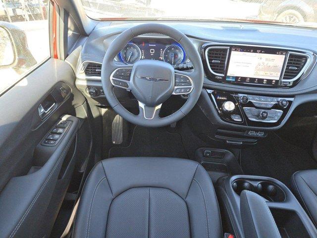 new 2025 Chrysler Pacifica car, priced at $43,315