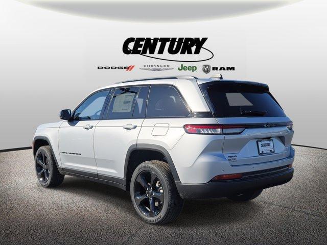 new 2025 Jeep Grand Cherokee car, priced at $43,175