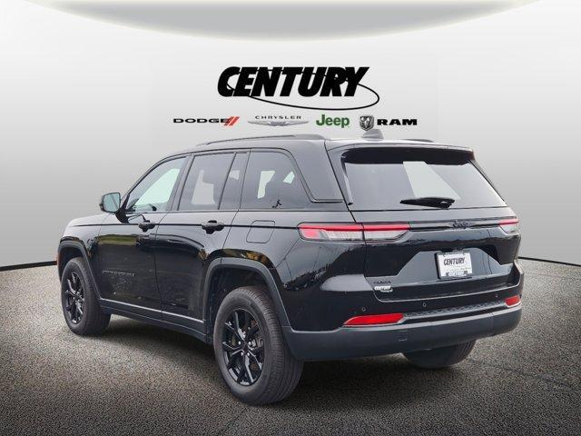 used 2024 Jeep Grand Cherokee car, priced at $31,977