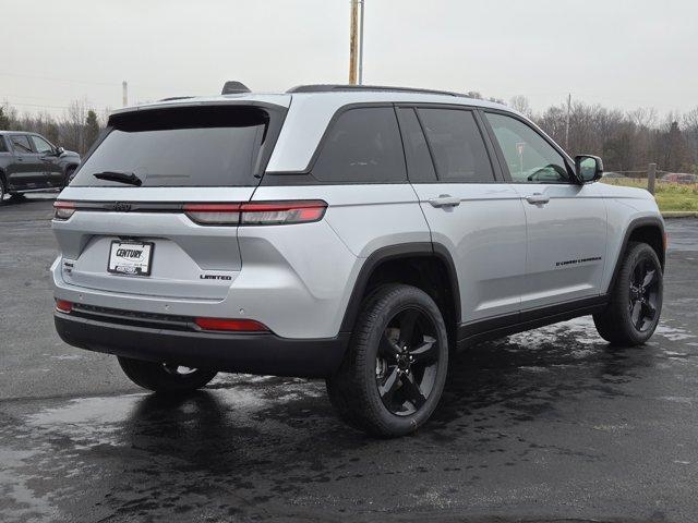 new 2025 Jeep Grand Cherokee car, priced at $45,020