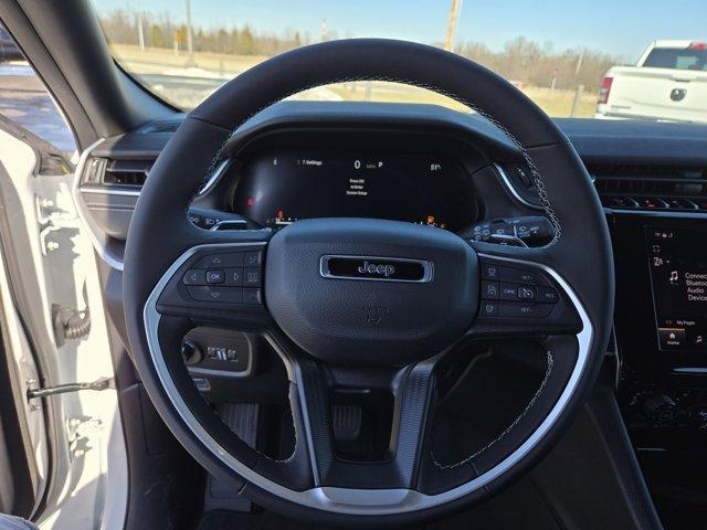 new 2025 Jeep Grand Cherokee car, priced at $42,580