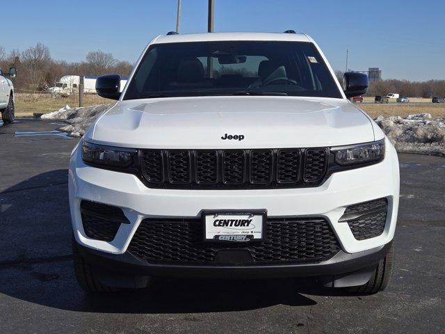 new 2025 Jeep Grand Cherokee car, priced at $42,580