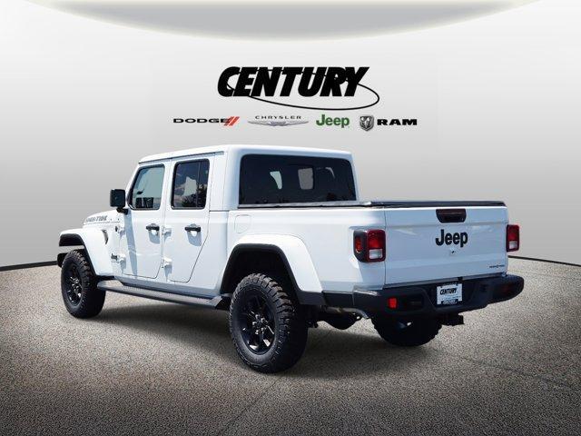 new 2025 Jeep Gladiator car, priced at $45,430