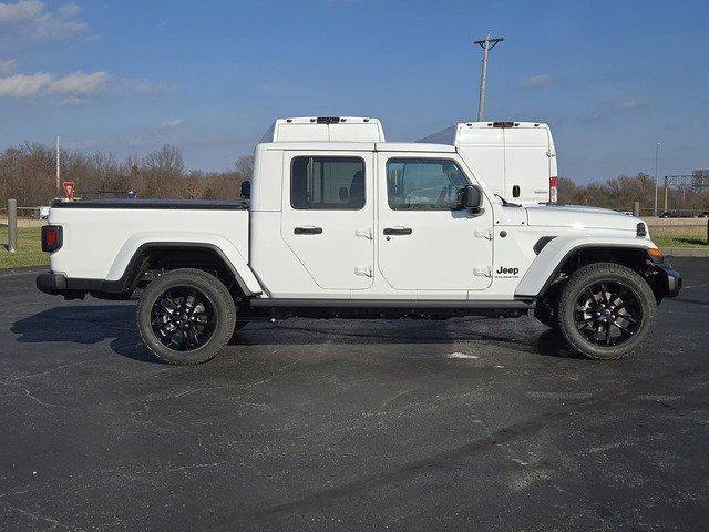 new 2025 Jeep Gladiator car, priced at $41,710