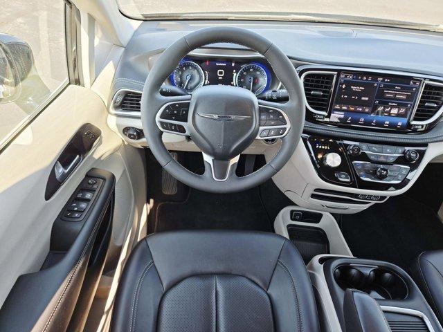 used 2024 Chrysler Pacifica car, priced at $34,977