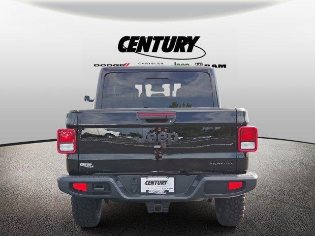 new 2025 Jeep Gladiator car, priced at $45,980