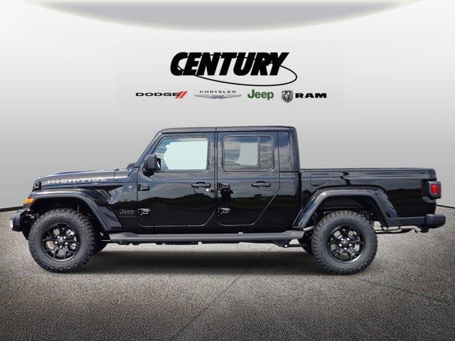 new 2025 Jeep Gladiator car, priced at $45,980