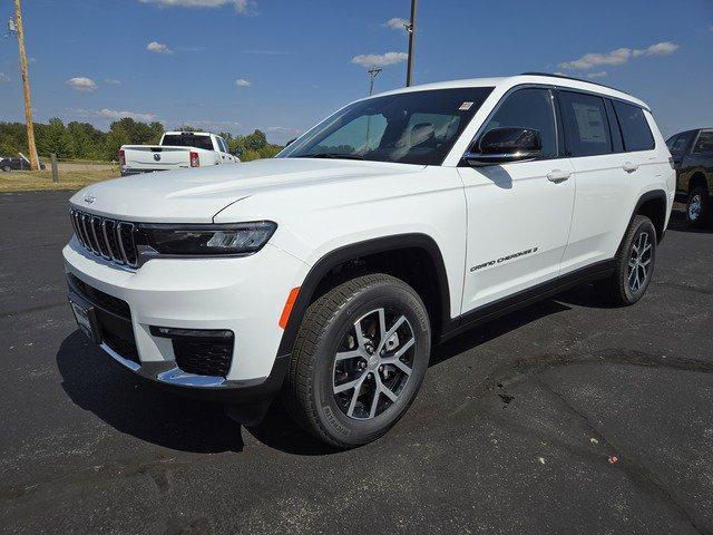 new 2025 Jeep Grand Cherokee L car, priced at $44,200