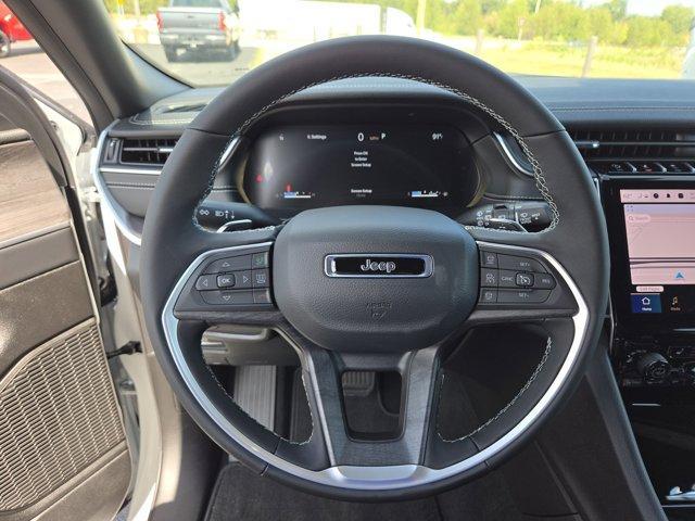 new 2025 Jeep Grand Cherokee L car, priced at $42,700