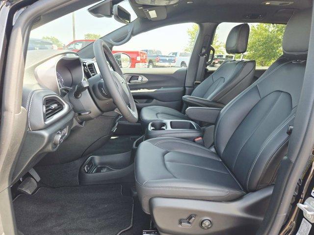 new 2026 Chrysler Pacifica car, priced at $43,240
