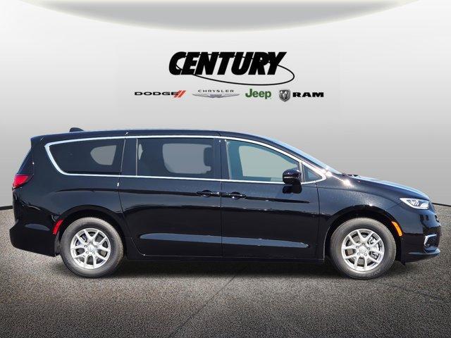 new 2026 Chrysler Pacifica car, priced at $43,240