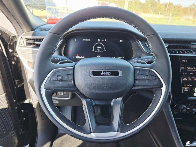 new 2025 Jeep Grand Cherokee car, priced at $40,625