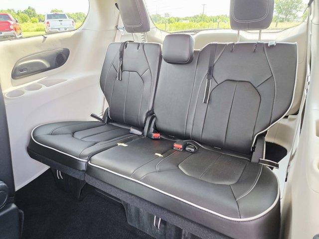 used 2024 Chrysler Pacifica car, priced at $40,977