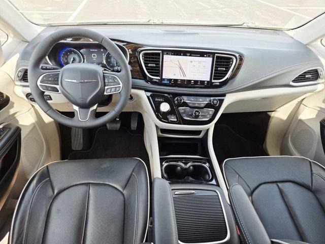 used 2024 Chrysler Pacifica car, priced at $40,977