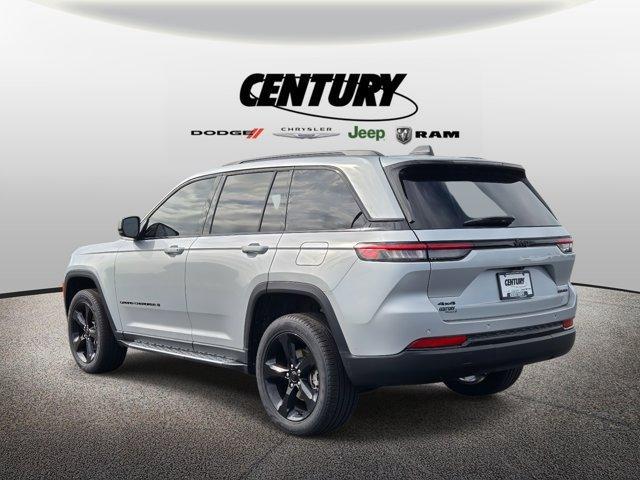 used 2024 Jeep Grand Cherokee car, priced at $42,977