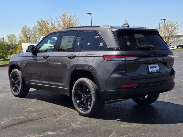 new 2025 Jeep Grand Cherokee car, priced at $47,735