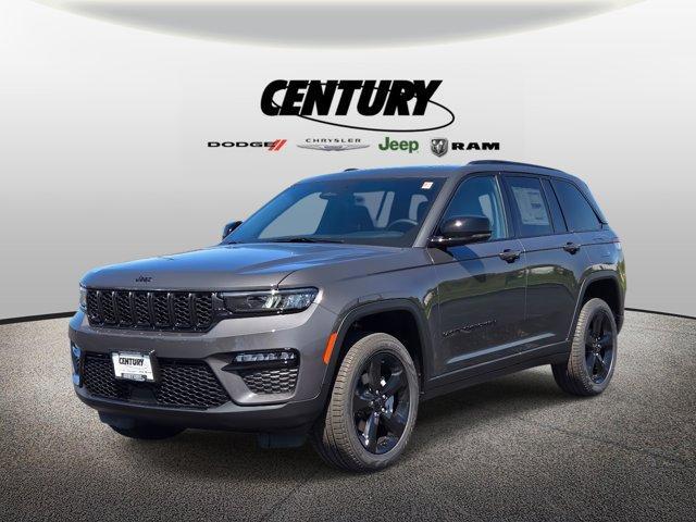 new 2025 Jeep Grand Cherokee car, priced at $47,735