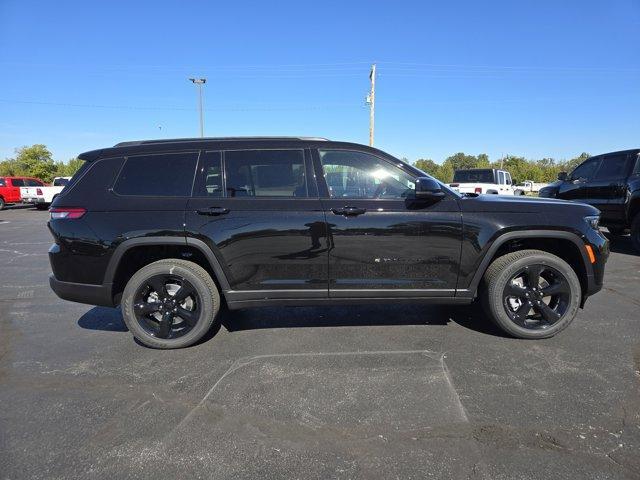 new 2025 Jeep Grand Cherokee L car, priced at $45,175