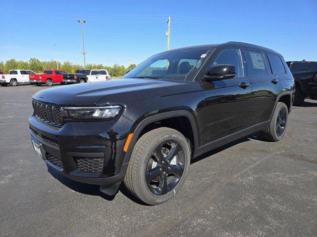 new 2025 Jeep Grand Cherokee L car, priced at $45,175