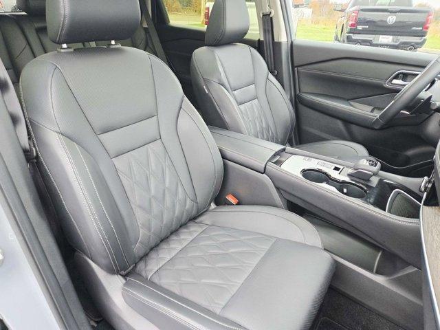 used 2024 Nissan Rogue car, priced at $29,977