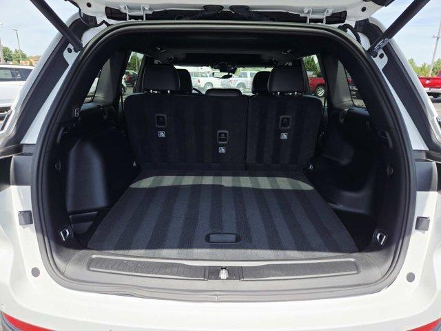 used 2024 Jeep Grand Cherokee car, priced at $35,977