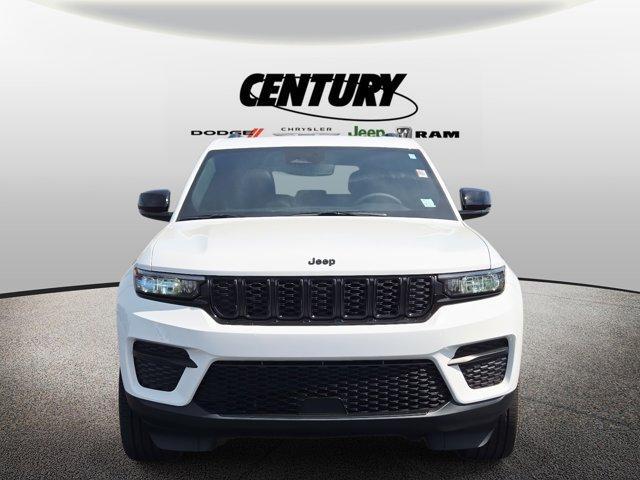 used 2024 Jeep Grand Cherokee car, priced at $35,977