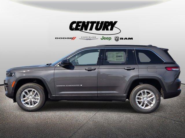 new 2025 Jeep Grand Cherokee car, priced at $38,375