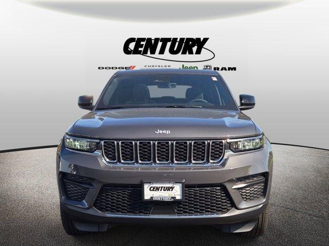 new 2025 Jeep Grand Cherokee car, priced at $38,375