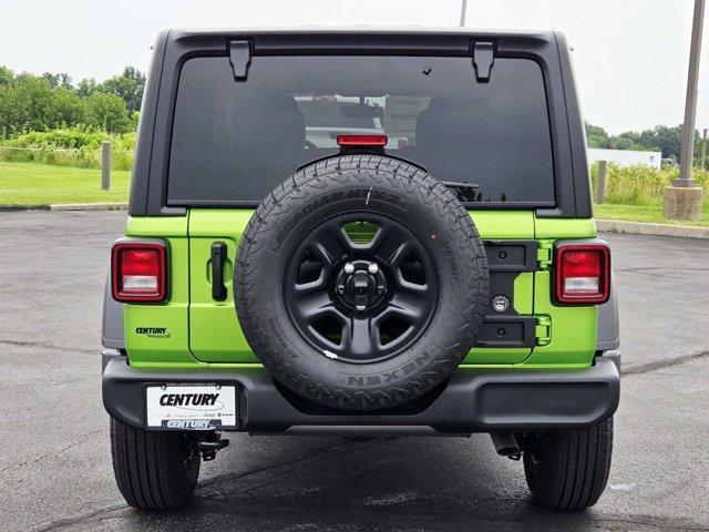 new 2025 Jeep Wrangler car, priced at $40,750