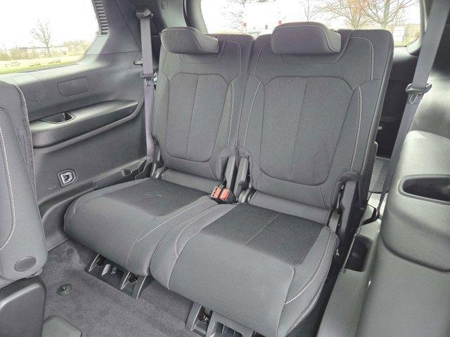 new 2025 Jeep Grand Cherokee L car, priced at $39,830