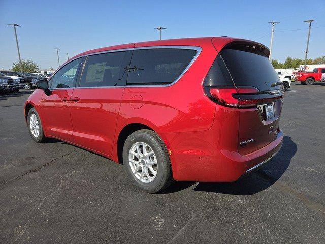 new 2025 Chrysler Pacifica car, priced at $40,420