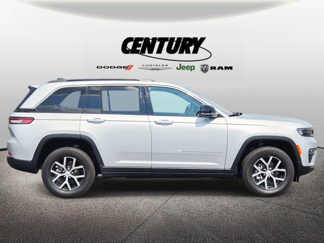 used 2024 Jeep Grand Cherokee car, priced at $38,977
