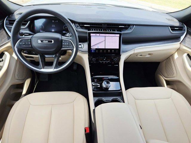 used 2024 Jeep Grand Cherokee car, priced at $38,977