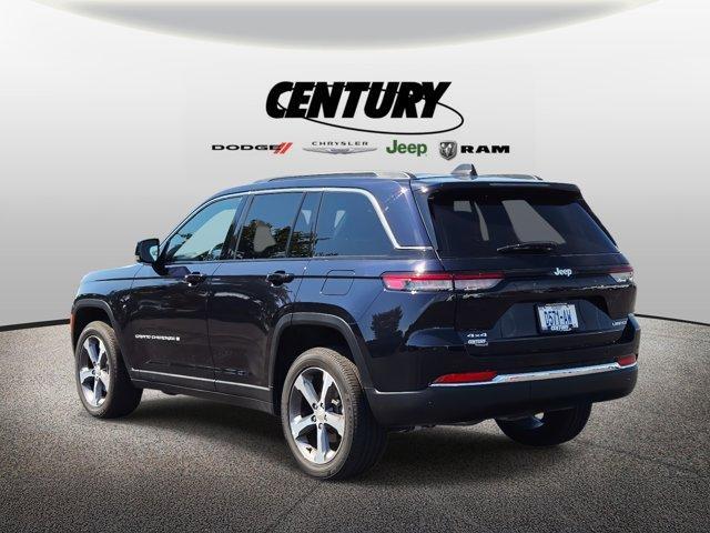 used 2024 Jeep Grand Cherokee car, priced at $39,977