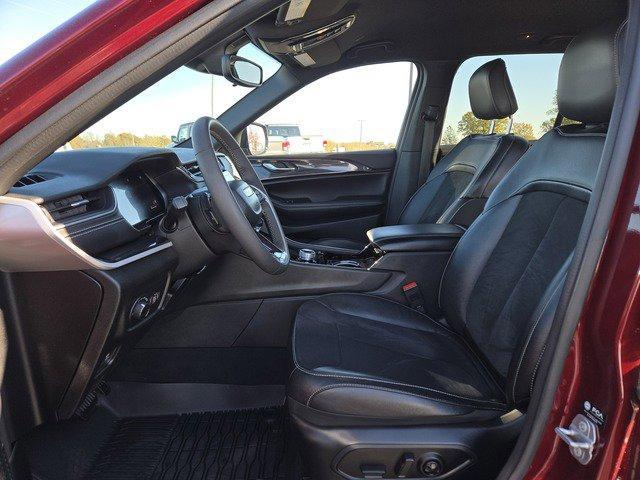 used 2023 Jeep Grand Cherokee car, priced at $34,977