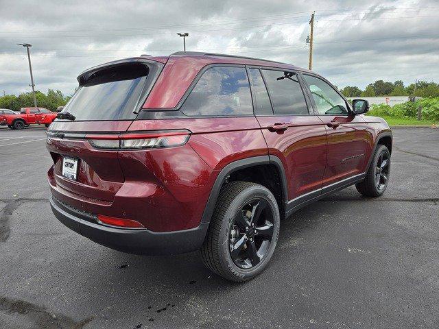 new 2024 Jeep Grand Cherokee car, priced at $38,675