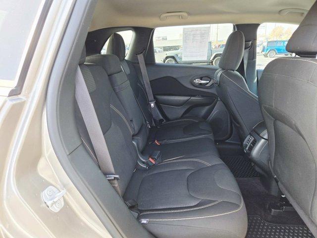 used 2016 Jeep Cherokee car, priced at $10,477