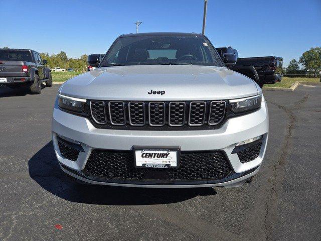 new 2025 Jeep Grand Cherokee car, priced at $56,975