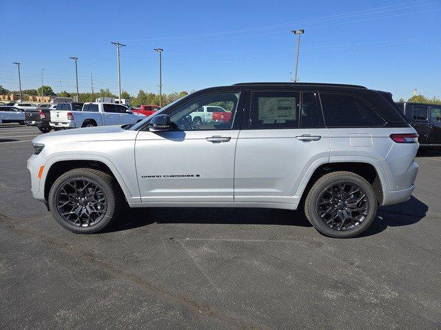 new 2025 Jeep Grand Cherokee car, priced at $56,975