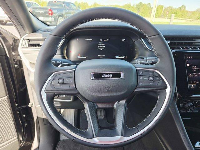 new 2025 Jeep Grand Cherokee car, priced at $40,625