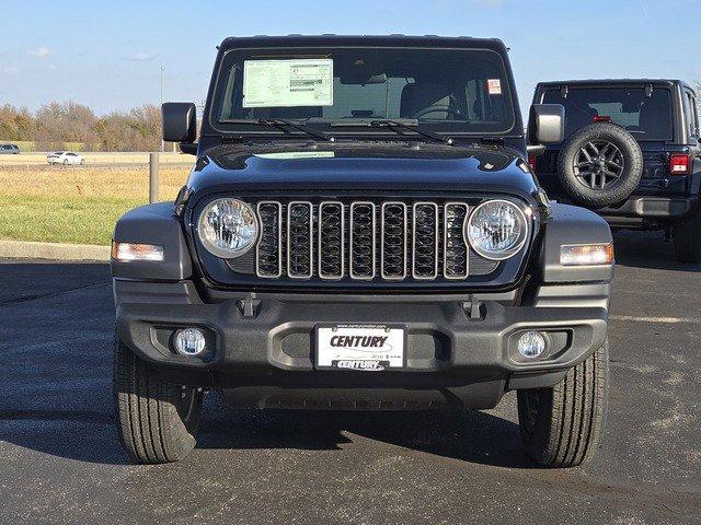 new 2025 Jeep Wrangler car, priced at $45,476