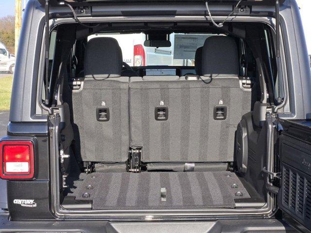 new 2025 Jeep Wrangler car, priced at $47,365