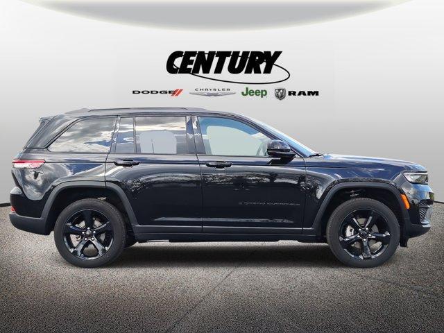 used 2024 Jeep Grand Cherokee car, priced at $34,977