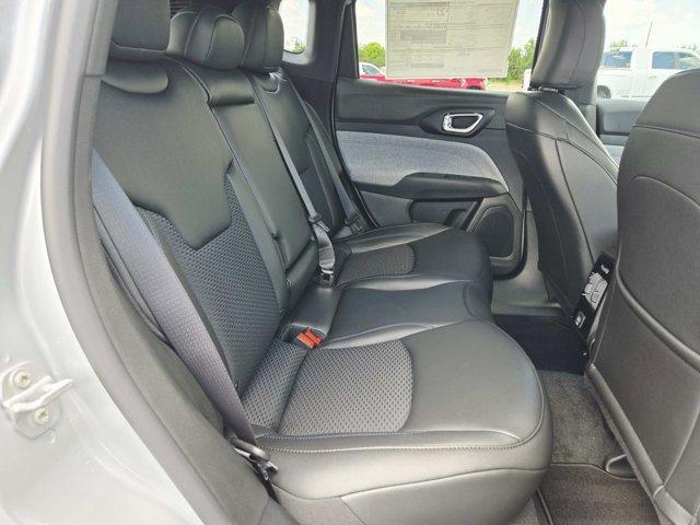 new 2025 Jeep Compass car, priced at $28,760