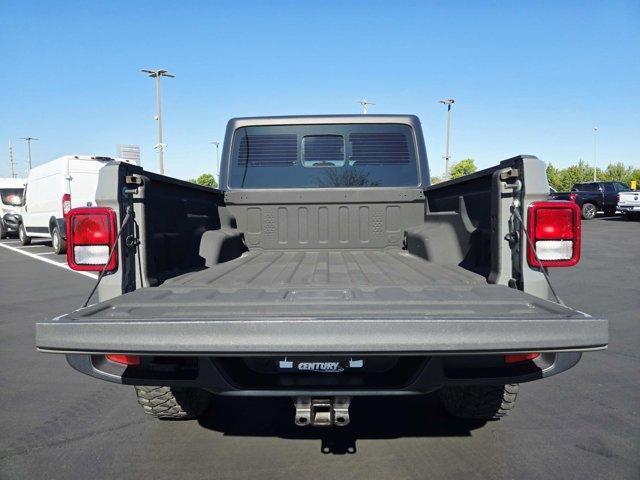 used 2021 Jeep Gladiator car, priced at $33,977