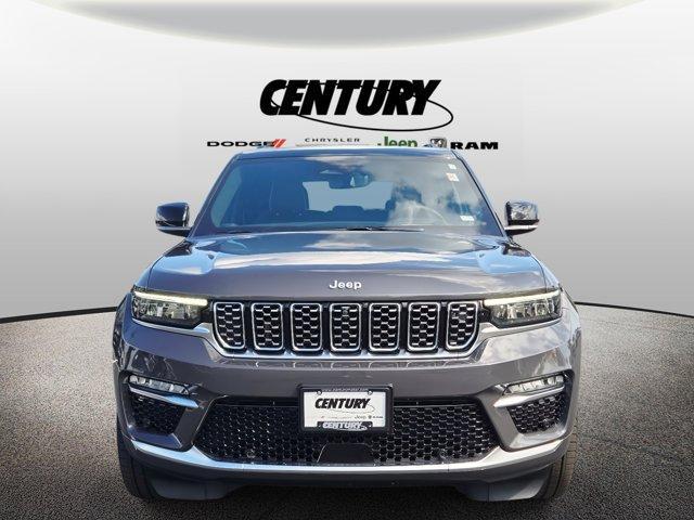 used 2024 Jeep Grand Cherokee car, priced at $50,977