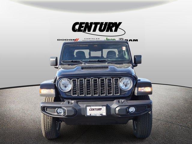 new 2026 Jeep Gladiator car, priced at $47,315