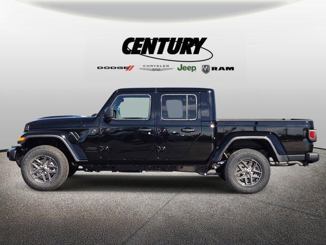 new 2026 Jeep Gladiator car, priced at $47,315