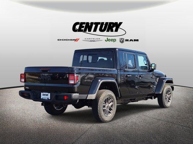 new 2026 Jeep Gladiator car, priced at $47,315