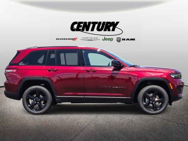 new 2025 Jeep Grand Cherokee car, priced at $42,375